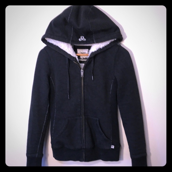 Aritzia Tops - TNA (Aritzia) Sherpa Fleece Hoodie